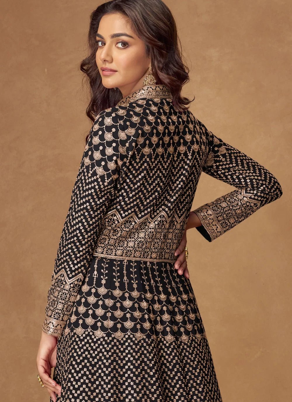 Exquisite Black & Gold AMGA - Indian Dress House 786