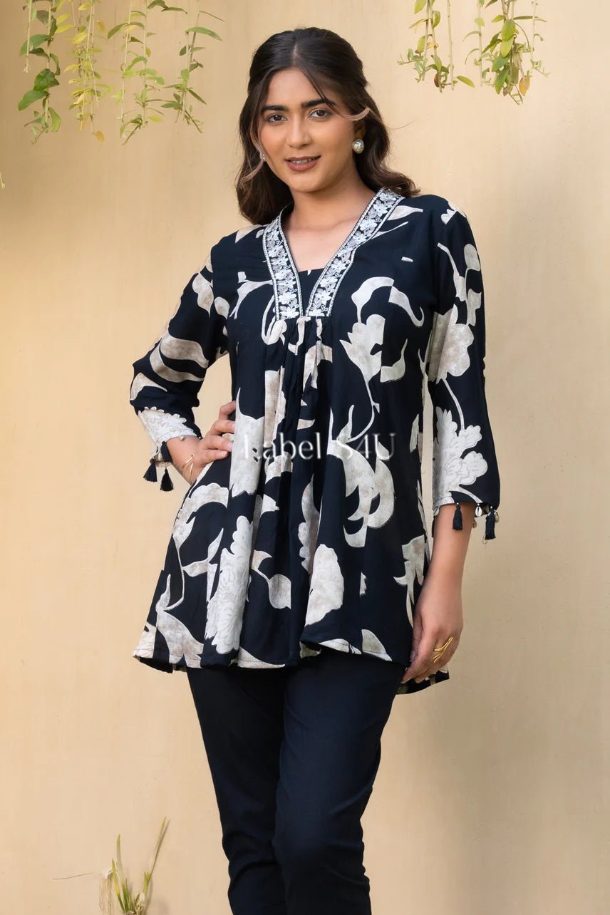 Gorgeous Floral Black S4UP FVD - Indian Dress House 786