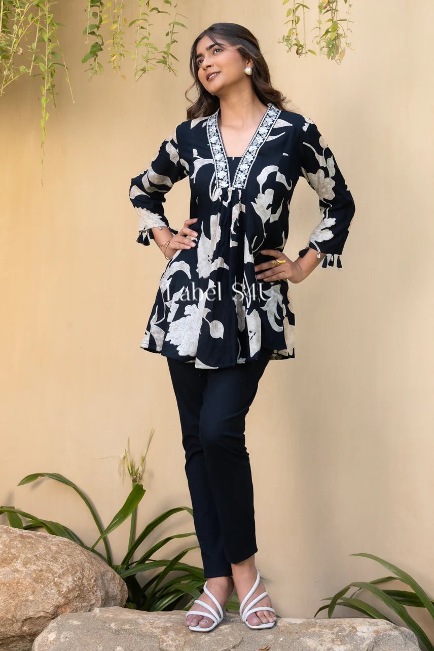 Gorgeous Floral Black S4UP FVD - Indian Dress House 786