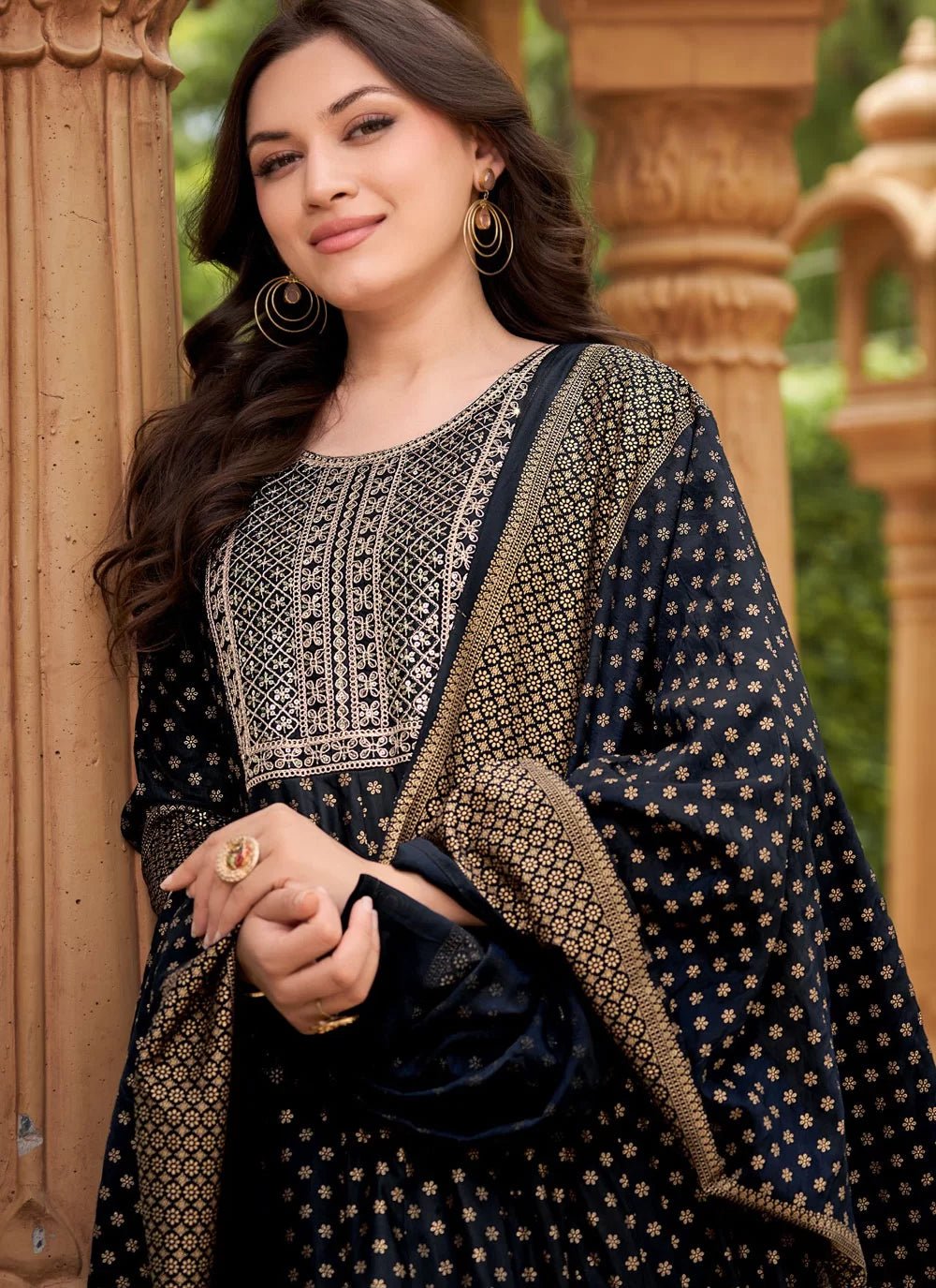 Ravishing Black MG 1004 FVD - Indian Dress House 786