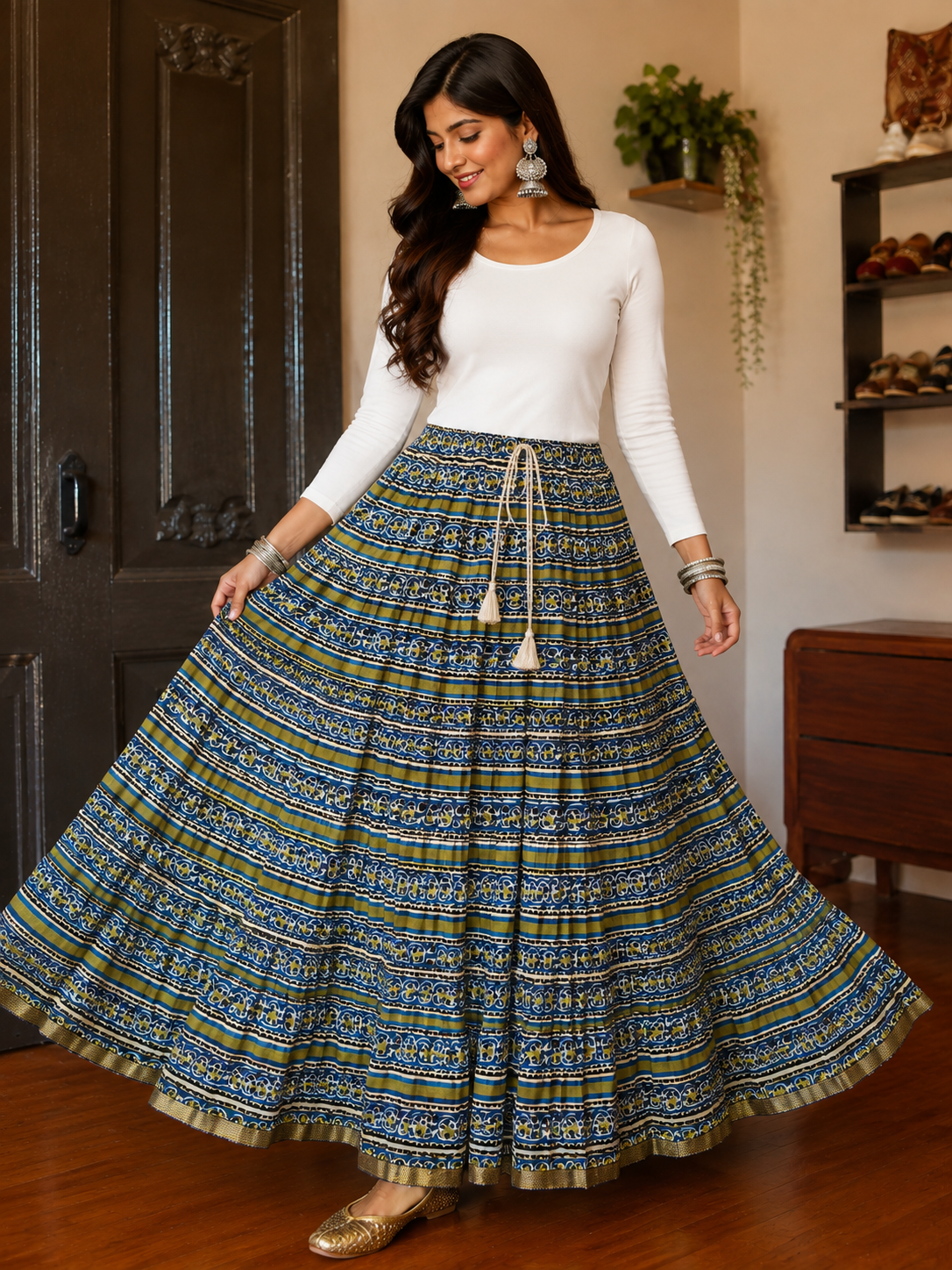 Stylish Green Unique Str M Skirts