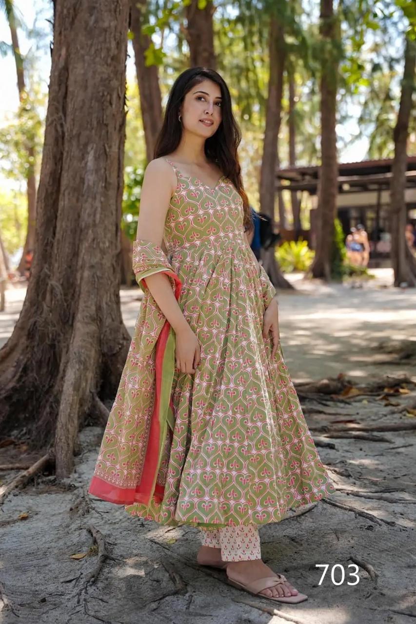 Stunning Green & Pink Heart LC 703 FVD - Indian Dress House 786