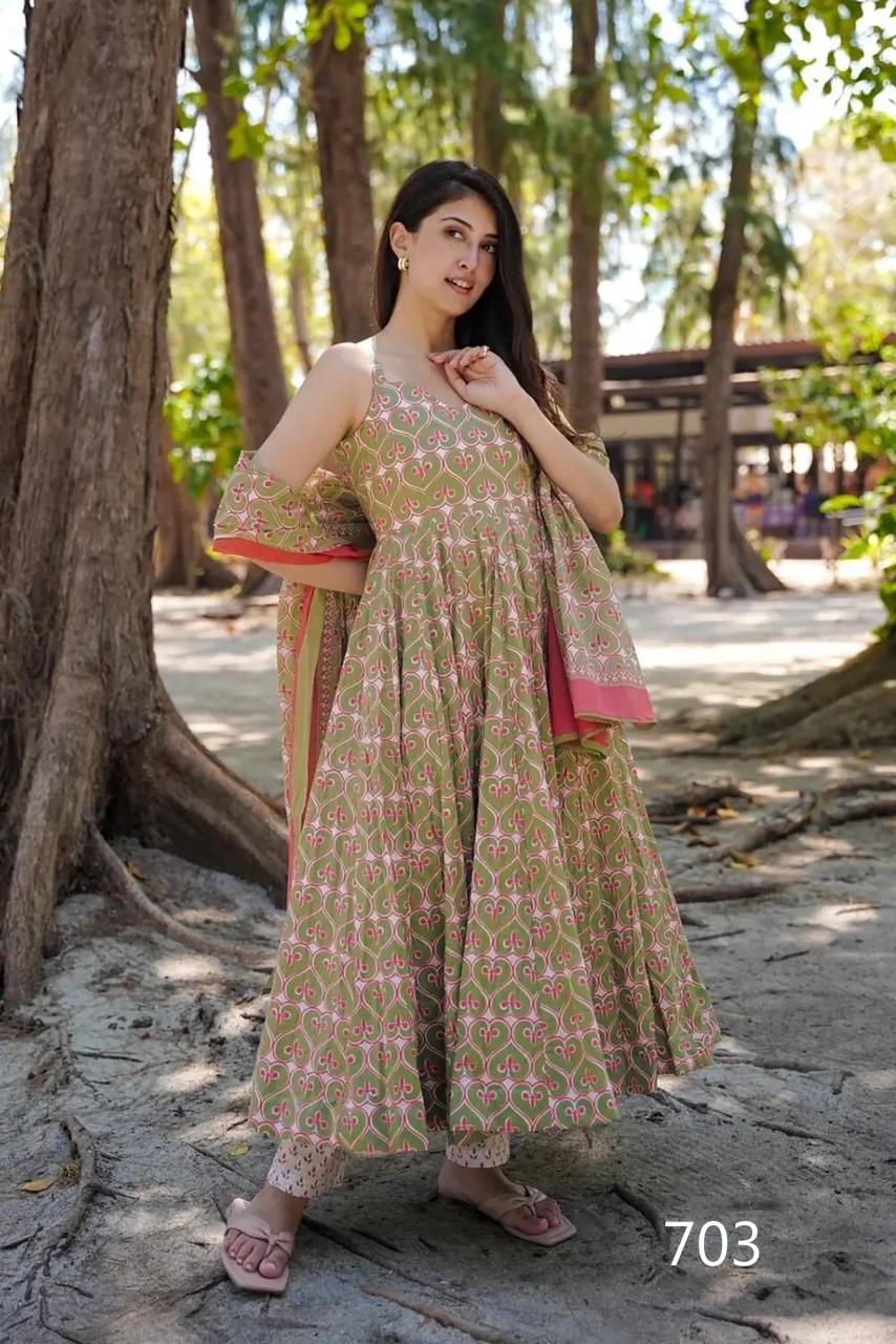 Stunning Green & Pink Heart LC 703 FVD - Indian Dress House 786