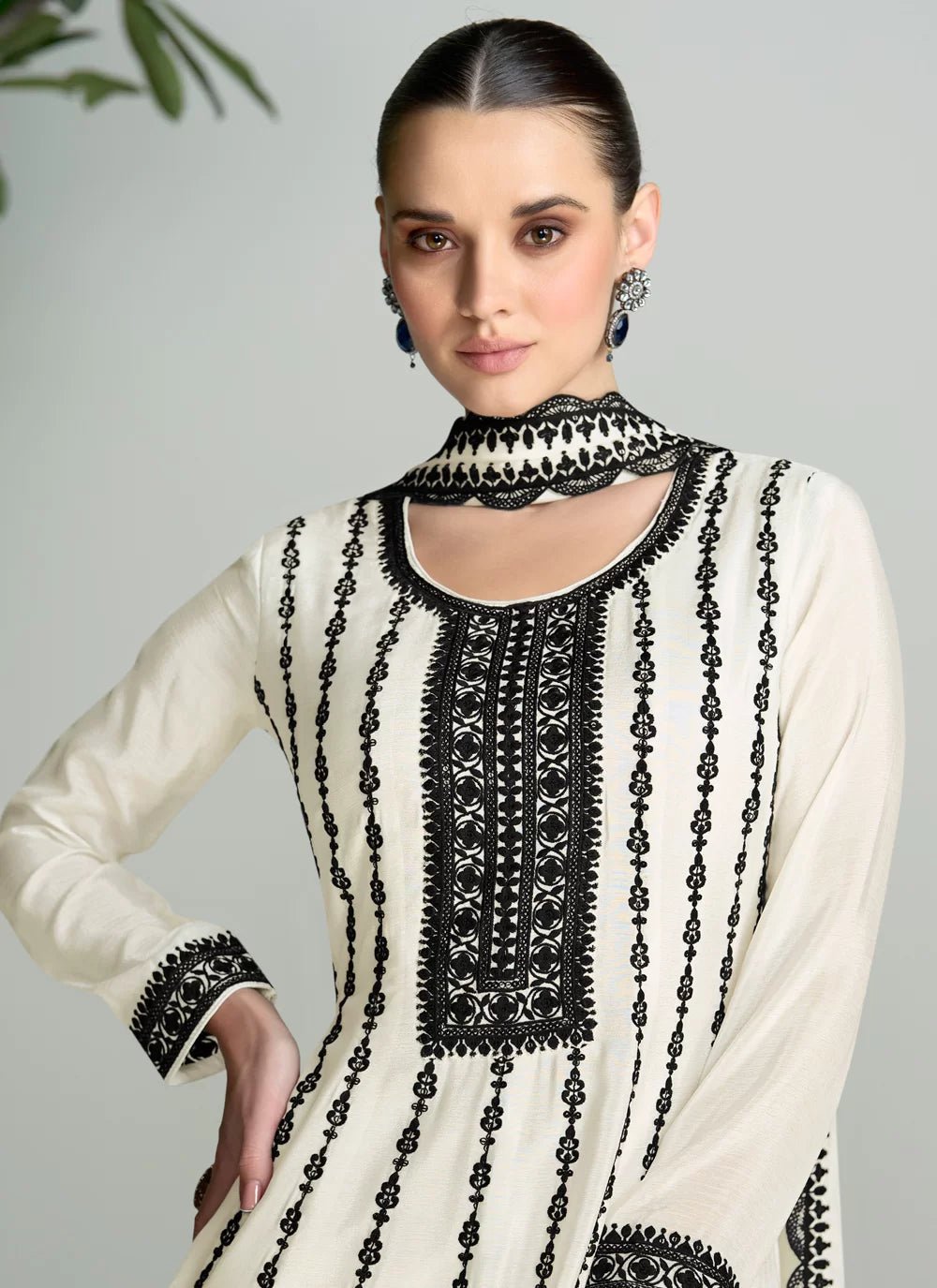 Stylish White & Black ASZ - Indian Dress House 786