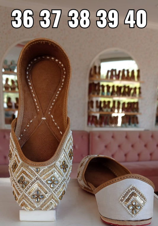 Stylish White & Gold Jutti - Indian Dress House 786