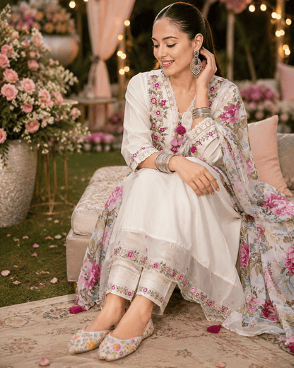 Elegant OFW Multi Color Floral MD 05 Jutti - Indian Dress House 786