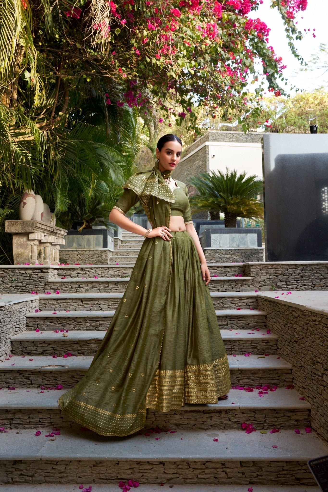Gorgeosu Simple ZNL - Indian Dress House 786