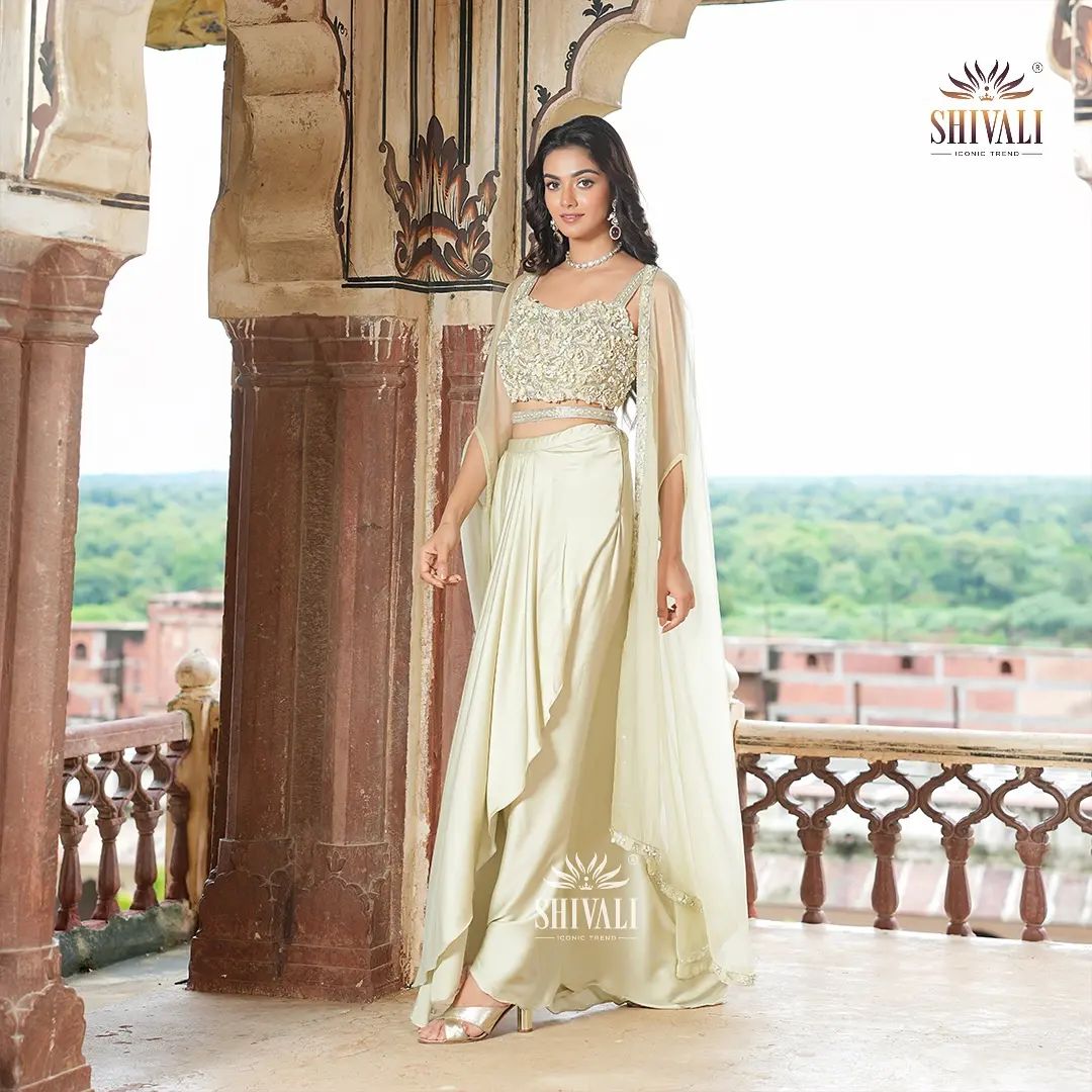 Gorgeous Cream Floral SHIV - Indian Dress House 786