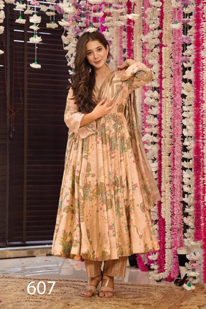 Gorgeous Cream Peach Floral LC 607 FVD - Indian Dress House 786