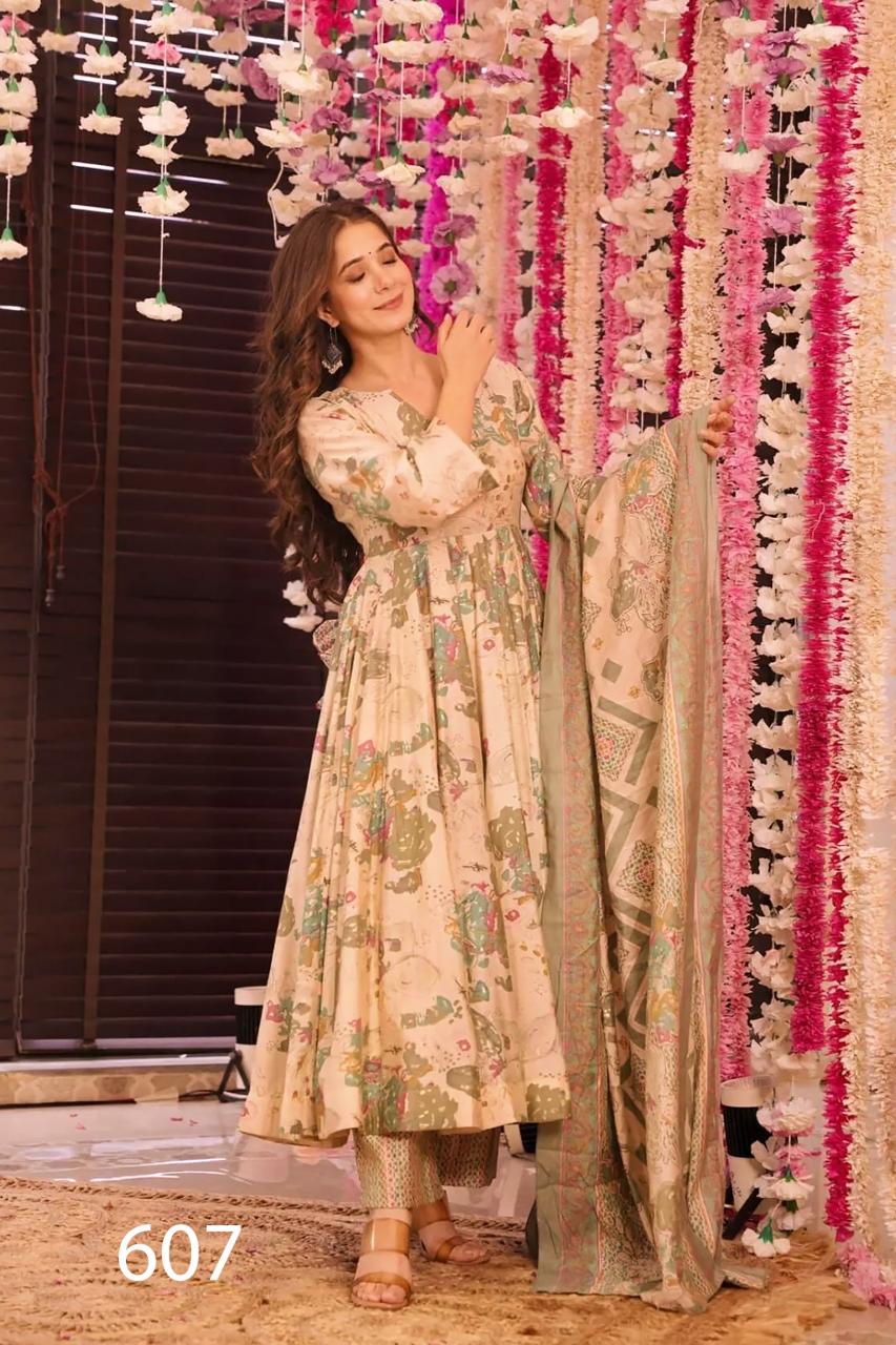 Gorgeous Cream Peach Floral LC 607 FVD - Indian Dress House 786