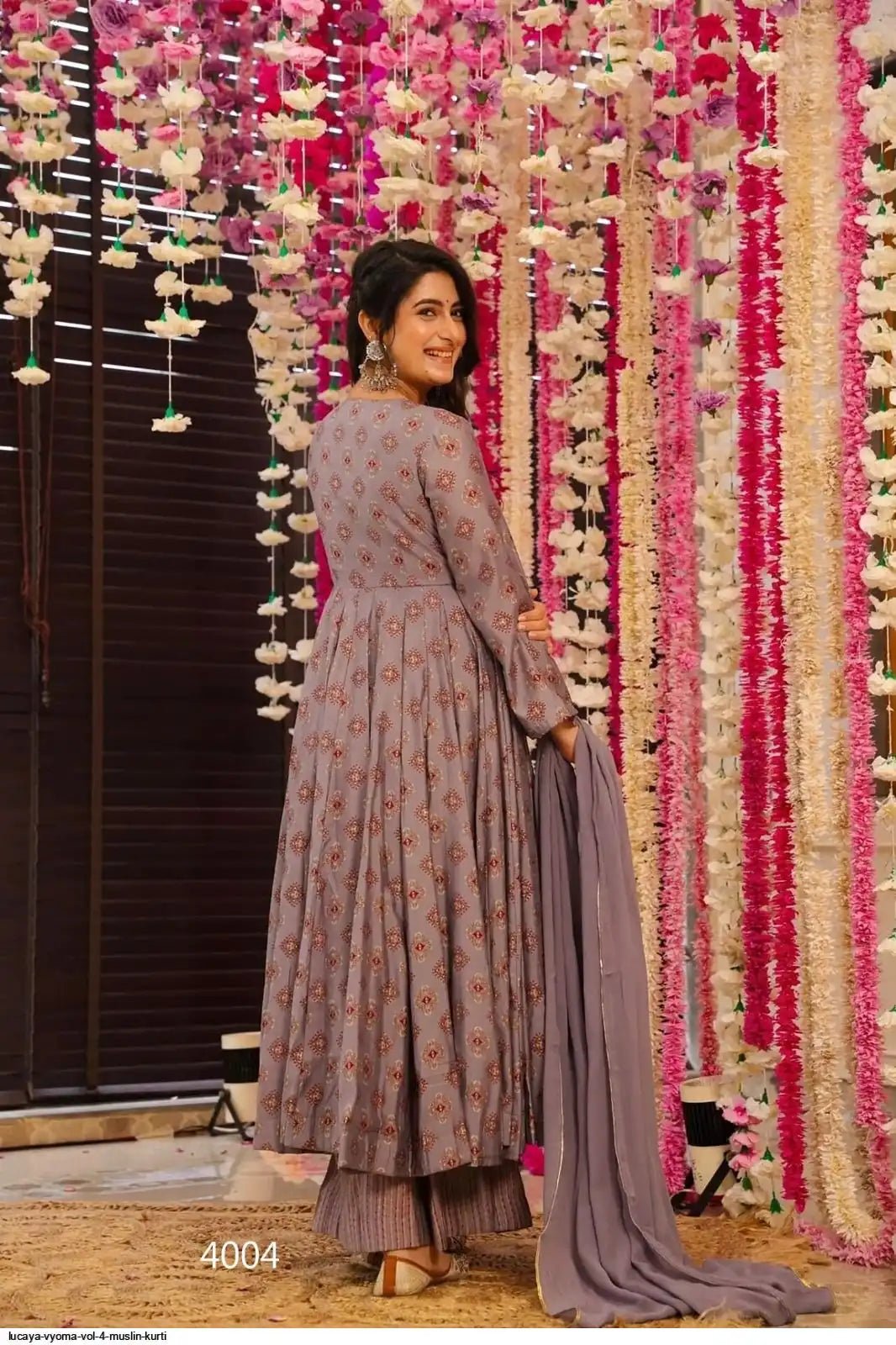 Gorgeous Lavender LC VMY 4004 FVD - Indian Dress House 786