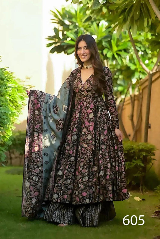 Ravishing Black Floral LC 605 FVD - Indian Dress House 786