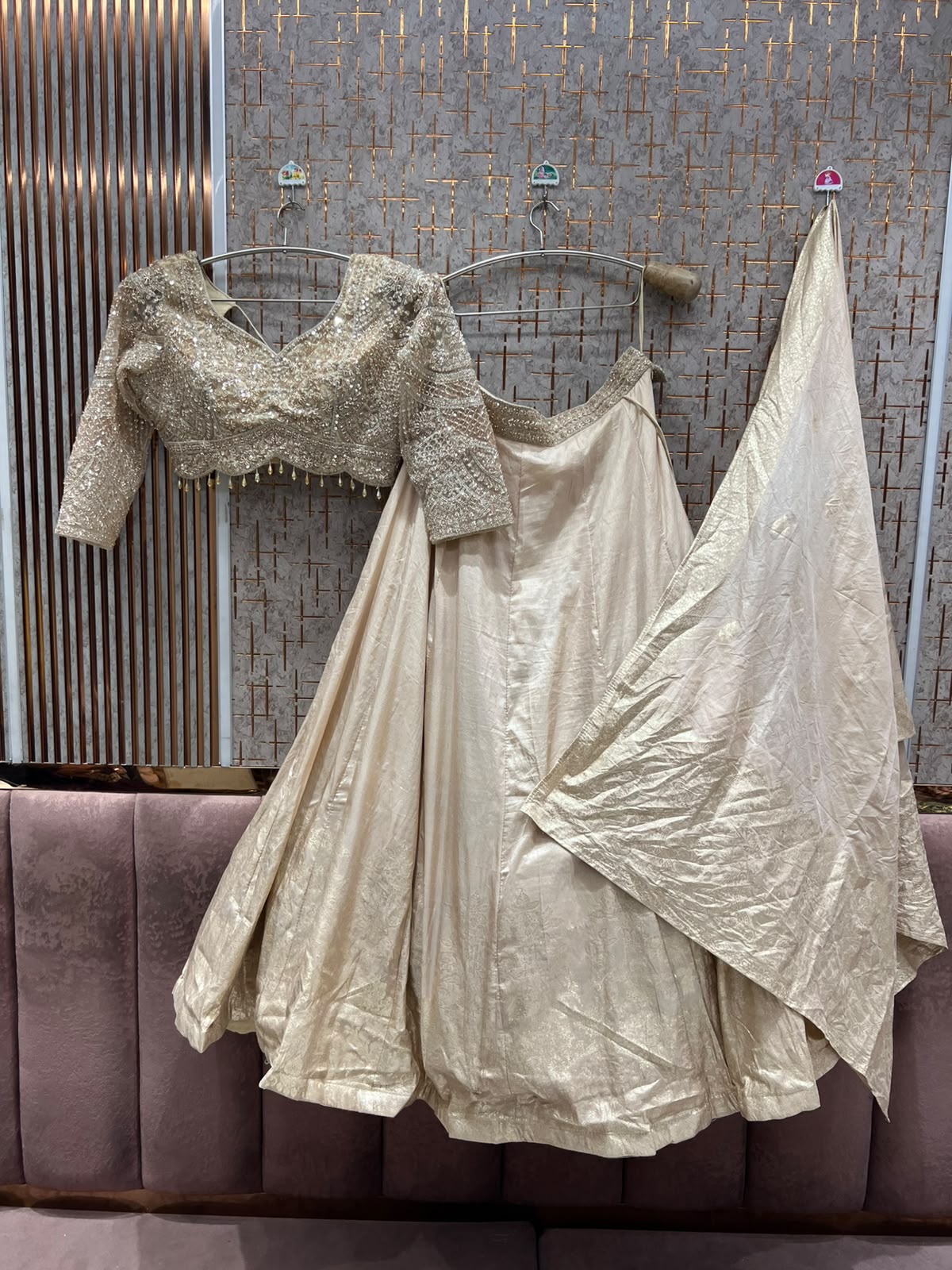 Gorgeous Pastel Gold DL