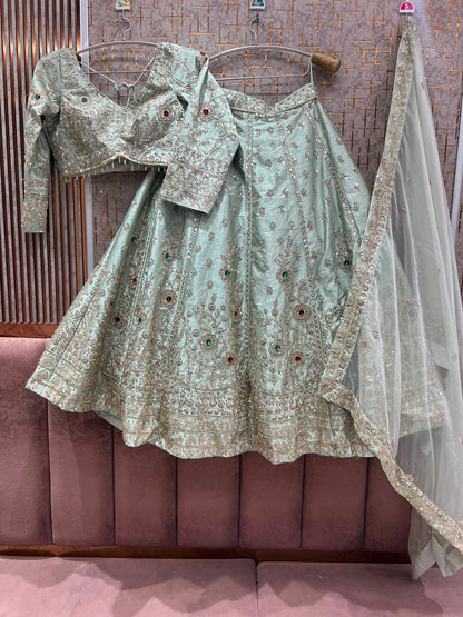 Breathtaking Silky Emb Floral DL