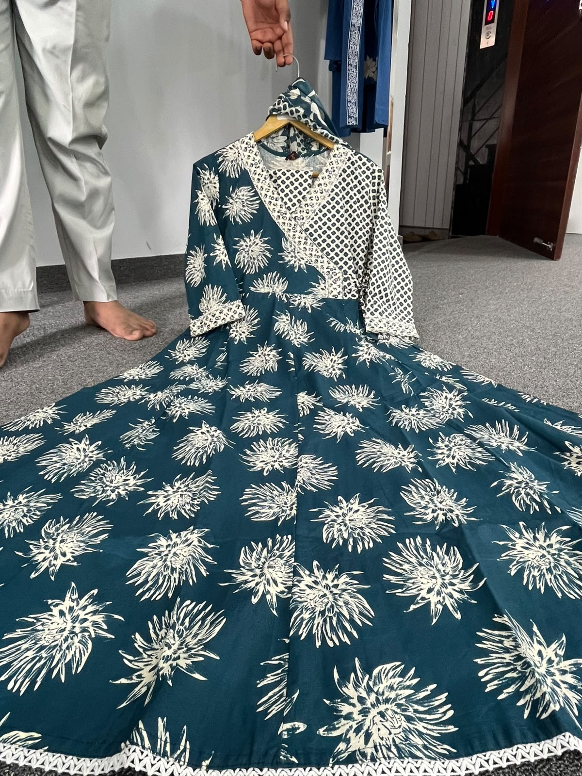 Elegant Teal Floral NK FVD