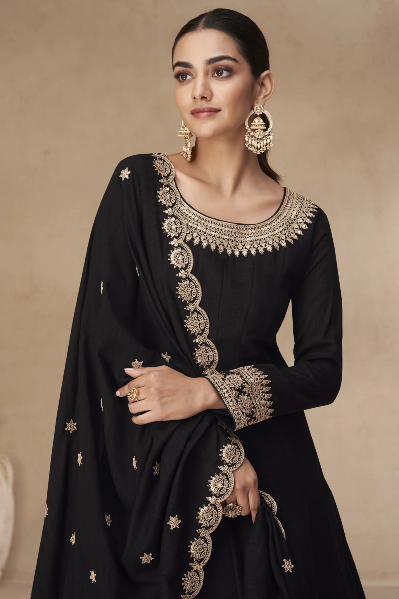 Stunning Black AAKS - Indian Dress House 786