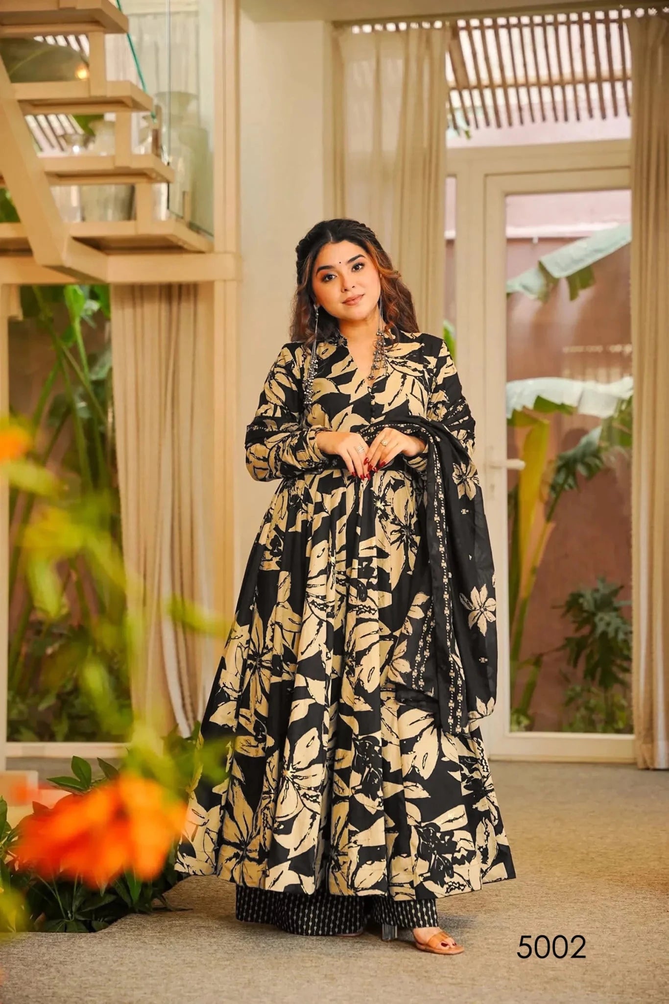Stunning Black Floral VMY 5002 FVD - Indian Dress House 786