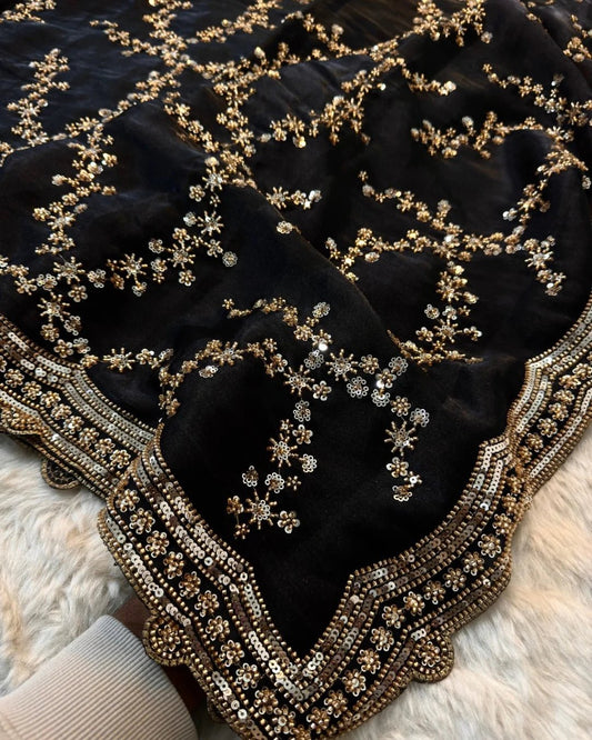 Stylish Floral Gold BW Saree - Indian Dress House 786