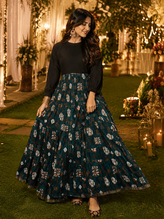 Stylish Green Floral Skirts - Indian Dress House 786