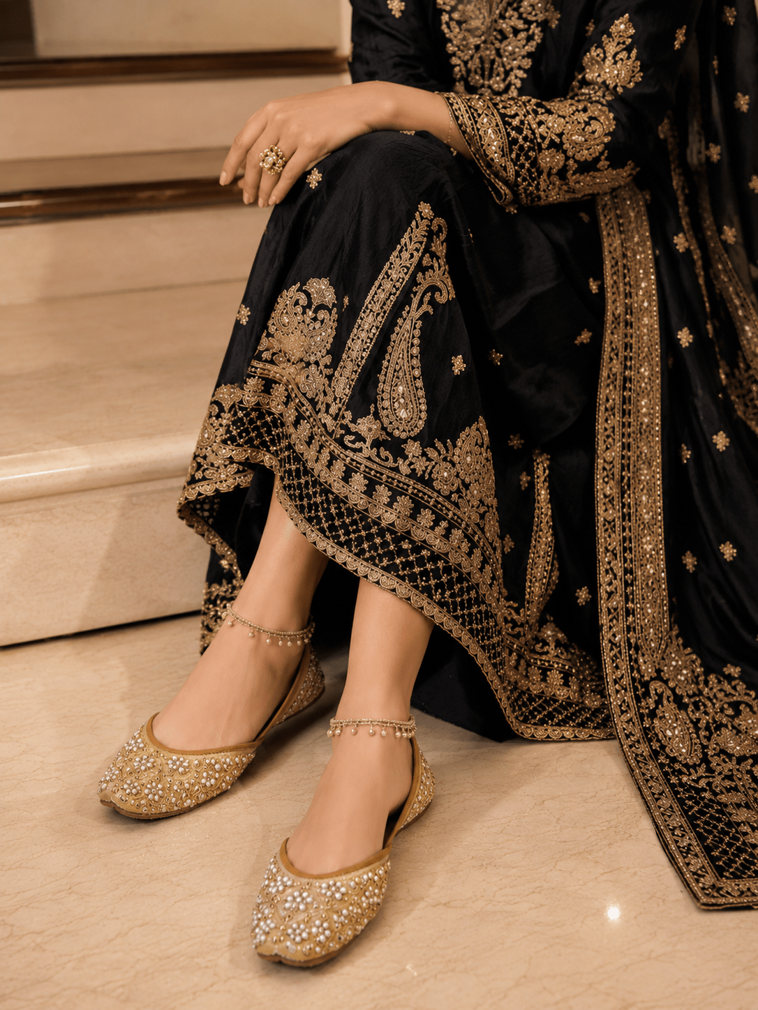 Stylish Pastel Yellow Gold & Silver Jutti - Indian Dress House 786