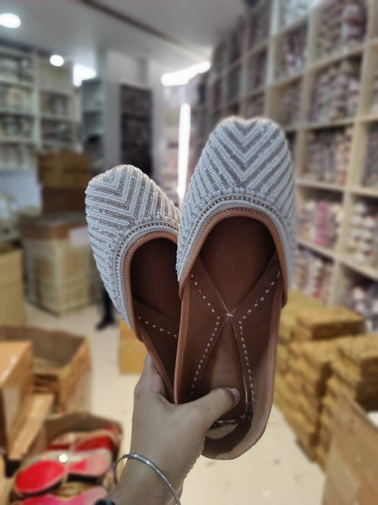 Stylish White & Silver JTS - Indian Dress House 786