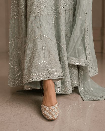Unique Stylish Gold & Silver Jutti - Indian Dress House 786